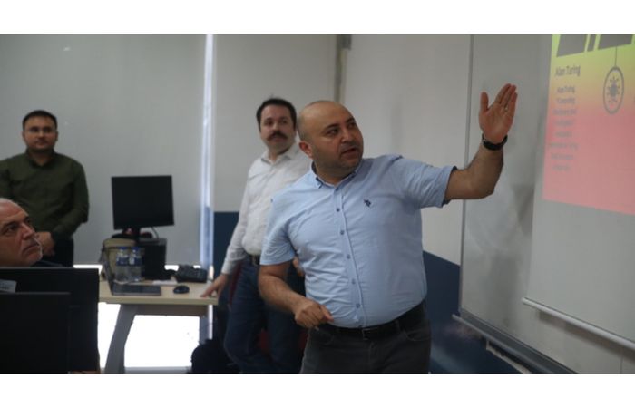 Üniversitemiz İdari Personellerine Yapay Zekâ Eğitimi Gerçekleştirildi